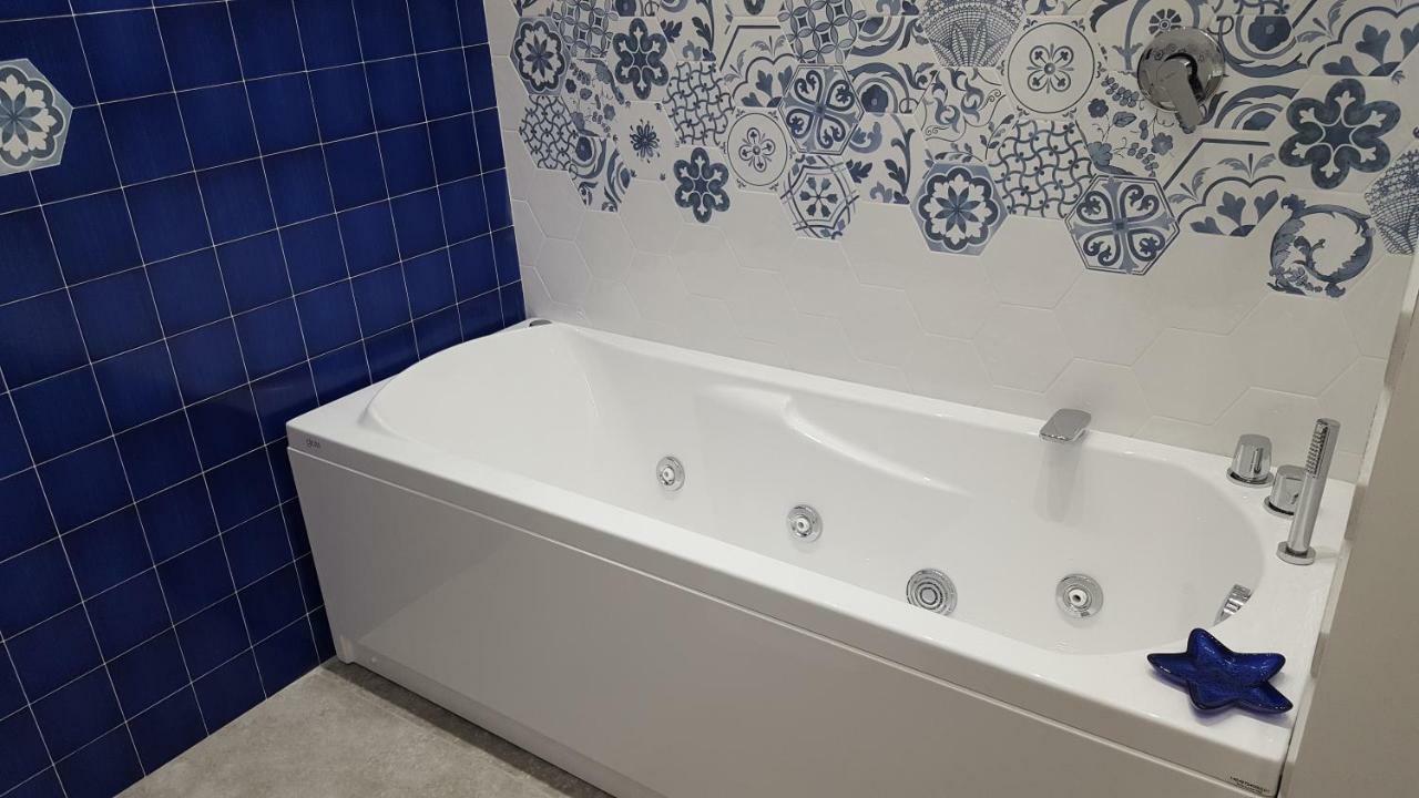 Afrodite Suites Deluxe Agropoli Bagian luar foto